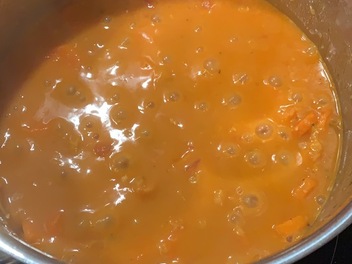 Rote-Linsen-Kokossuppe von Cassandra